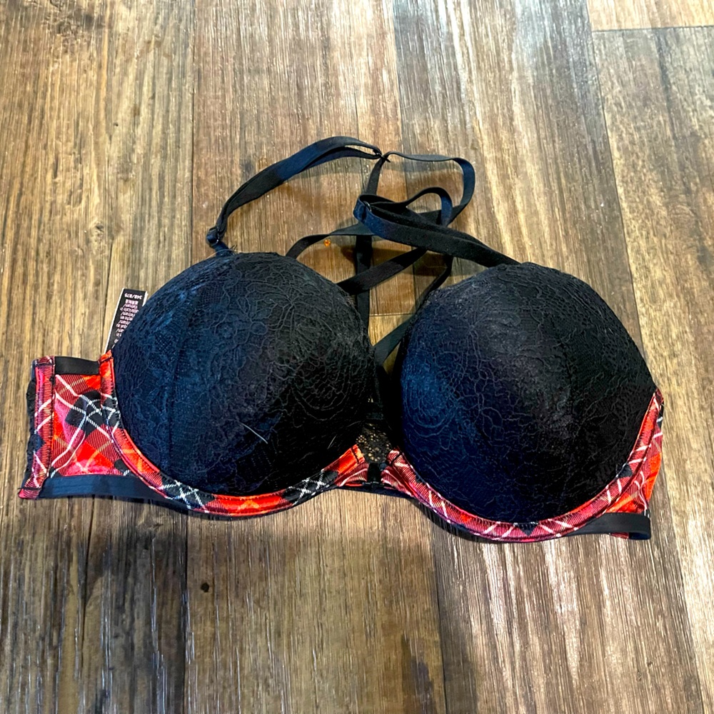 Victoria secret Bombshell bra 34B